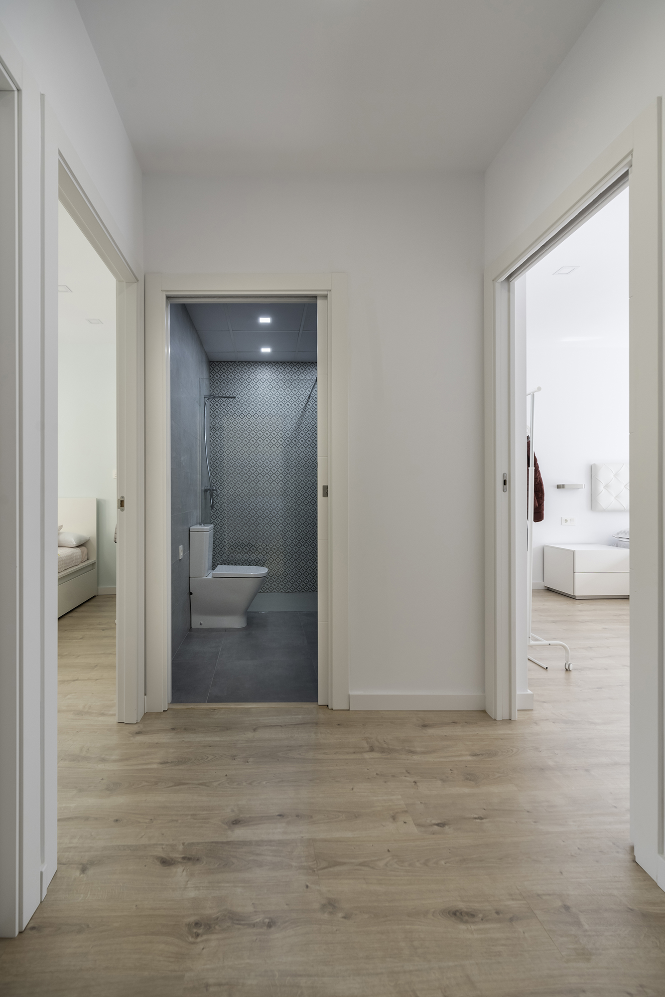 Grey Crest esvibar arquitectes distribuidor proyecto reforma integral