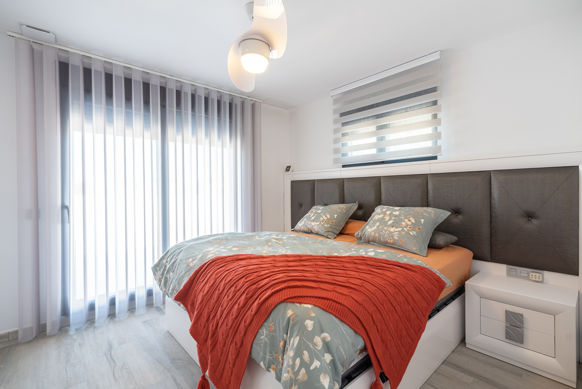 Villa Luca esvibar arquitectes interiorismo casa prefabricada proyecto obra nueva dormitorio suite