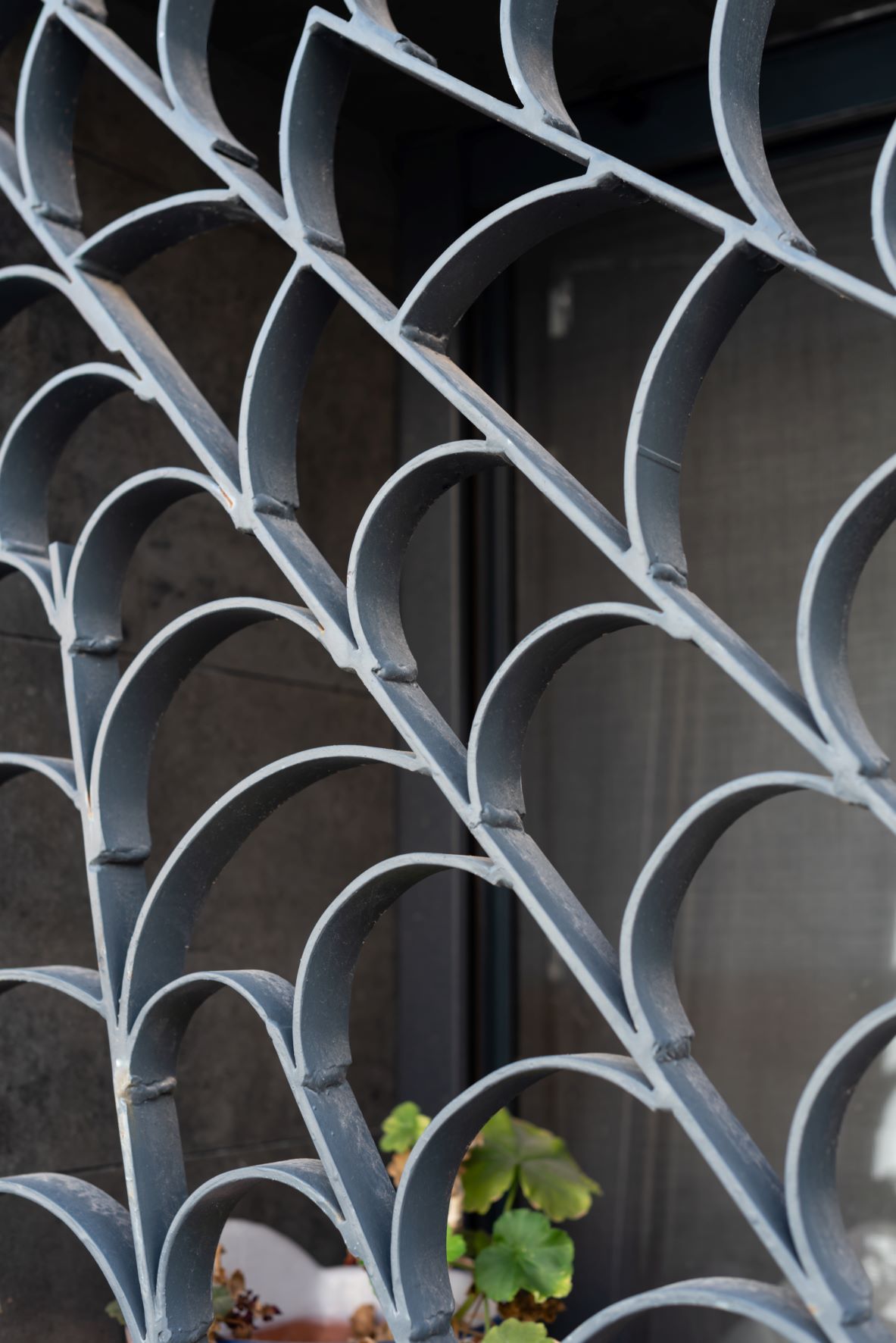 esvibar arquitectes reforma integral detalles diseñados a medida decoración reja